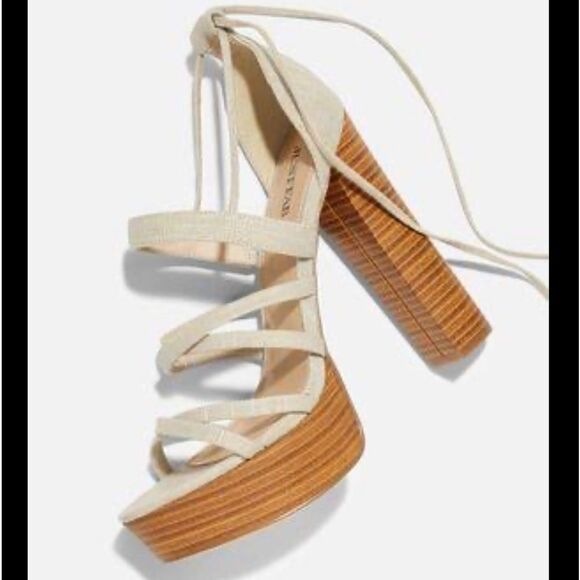 001 NWOT Justfab lace me up Strappy platform heel - Picture 1 of 7